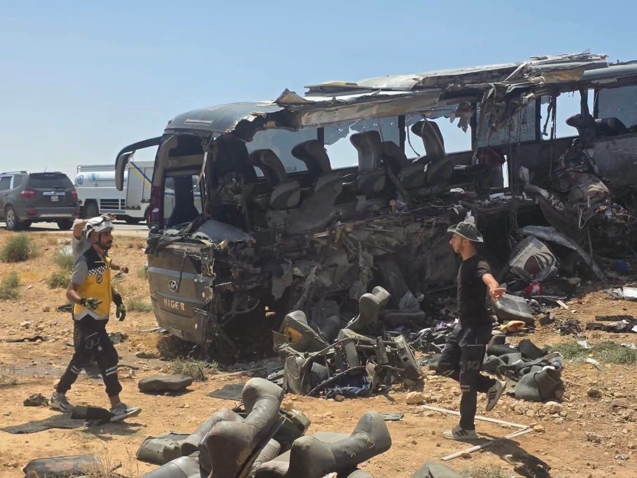 Suriye’de iki otobüs kafa kafaya çarpıştı: 35 ölü, 30 yaralı