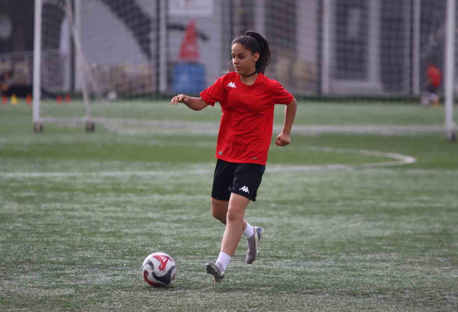 Kayseri Kadın Futbol Kulübü, Süper Lig’e hazırlanıyor