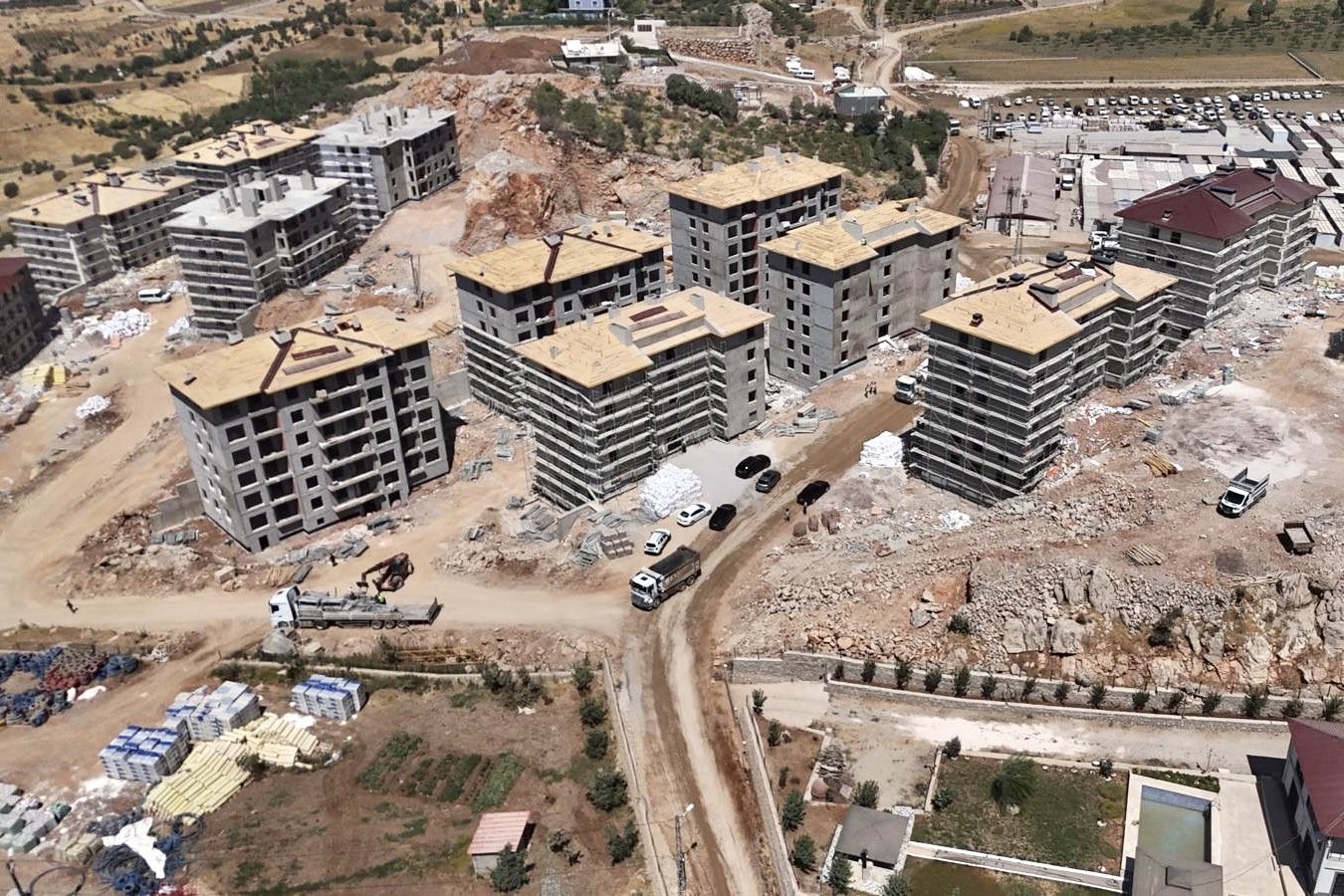 Milletvekili Tatar’dan Şırnak’taki konut projesine saha incelemesi
