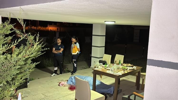 Aksaray’da villa bahçesindeki içki masasında cinayet: 1 ölü