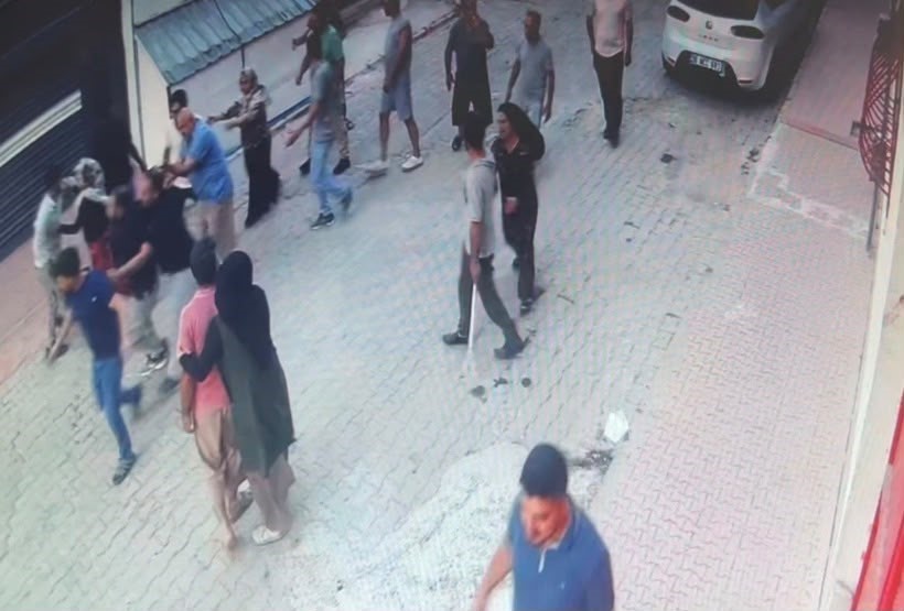 Eskişehir’de 2’si polis 8 kişinin yaralandığı kavganın görüntüleri ortaya çıktı