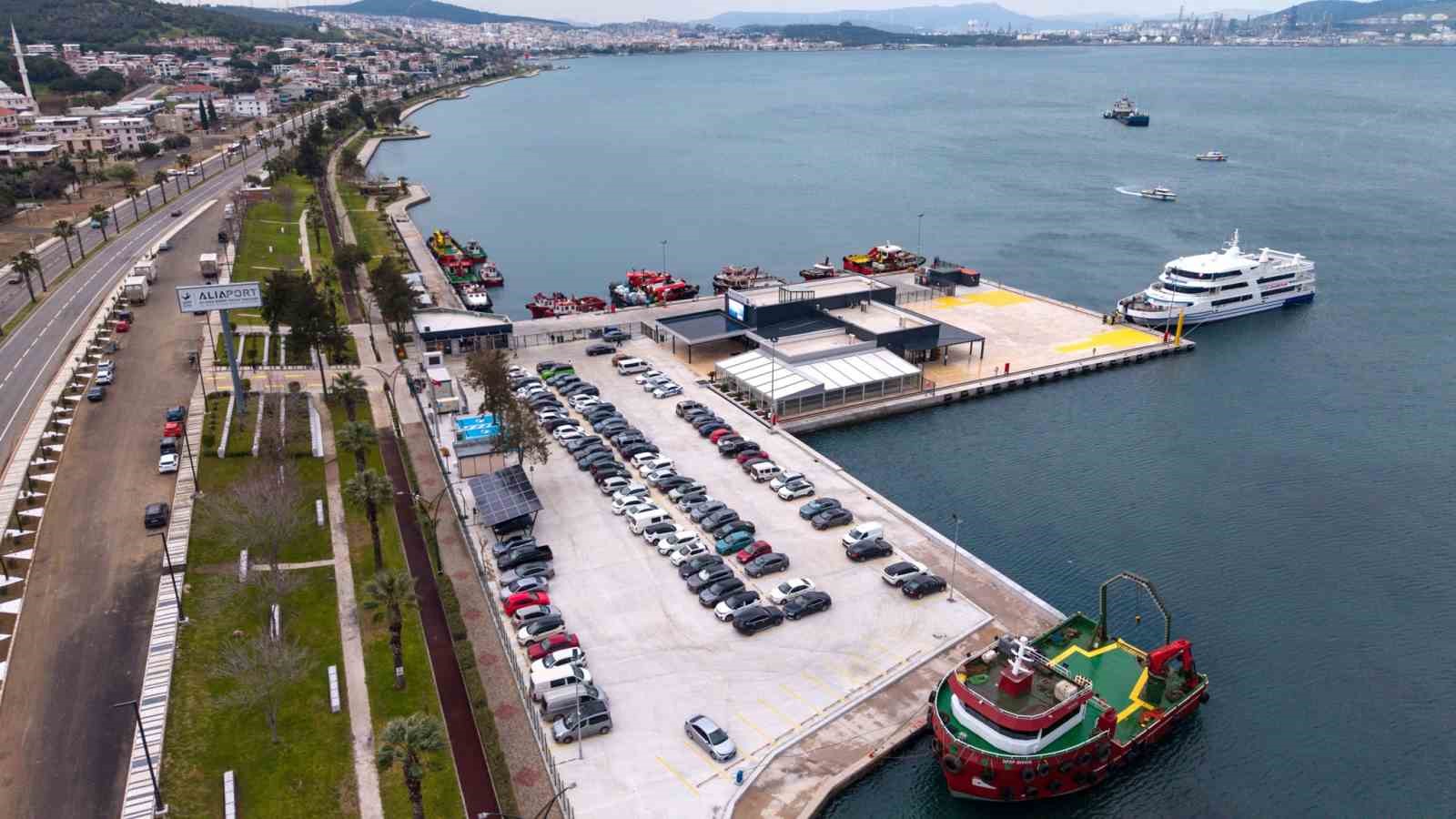 Aliağa-Midilli seferlerine yoğun ilgi: 3.5 ayda 25 bin yolcu taşındı
