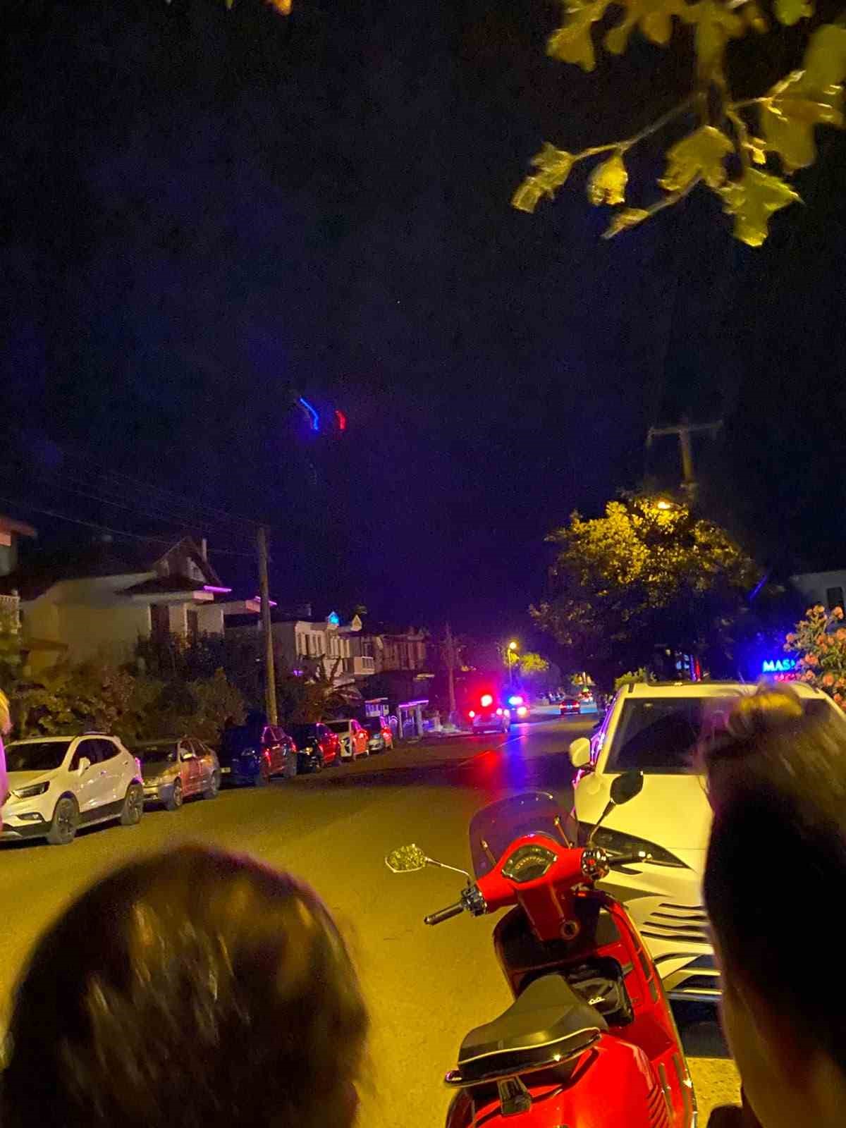 Ayvalık’ta motosiklet ile otomobil çarpıştı: 1 ağır yaralı