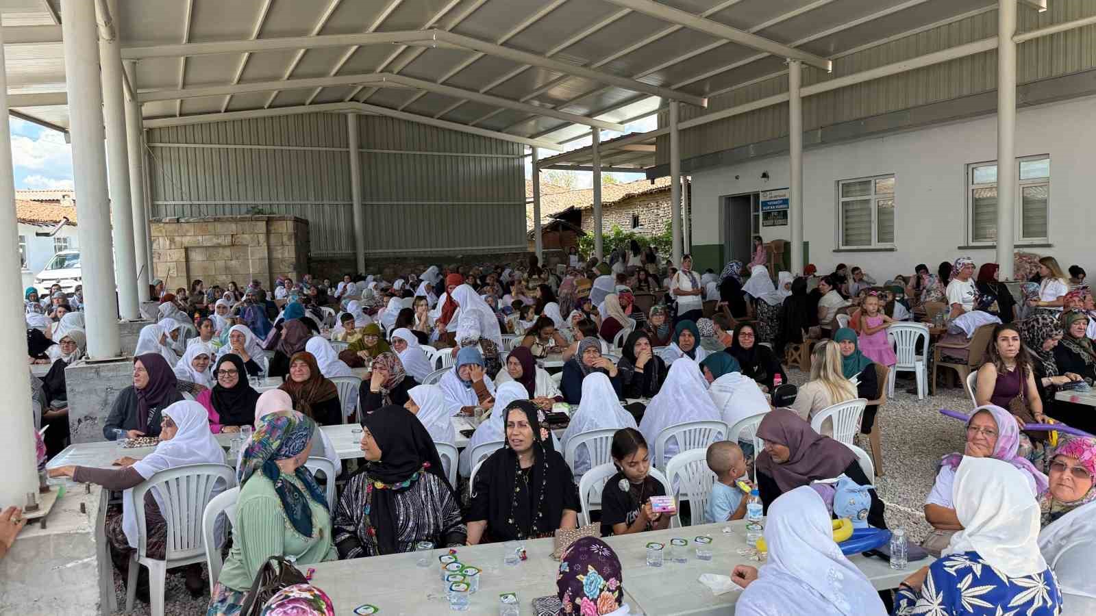 Yayaköy köyü hayrı yapıldı