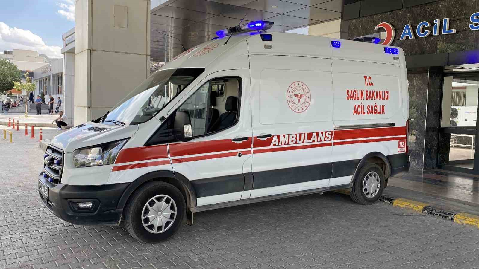 Elazığ’da üstüne çorba dökülen 7 aylık bebek tedavi altına alındı
