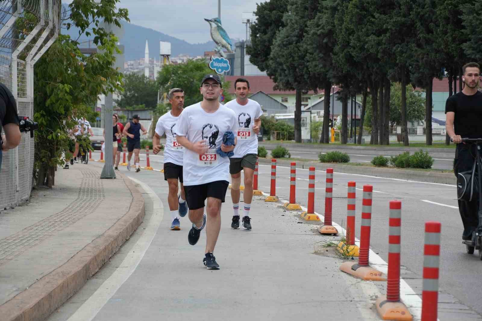 Samsun’da Lozan’ın 103. yılında Ata’ya Saygı Koşusu düzenlendi