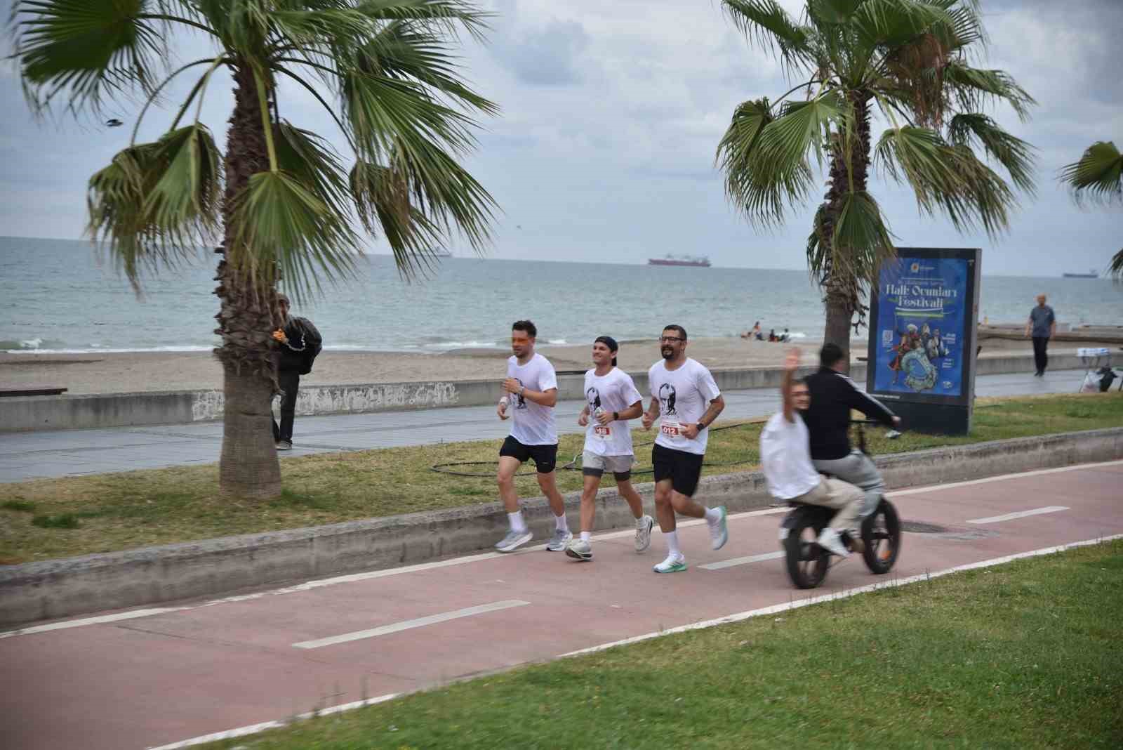 Samsun’da Lozan’ın 103. yılında Ata’ya Saygı Koşusu düzenlendi