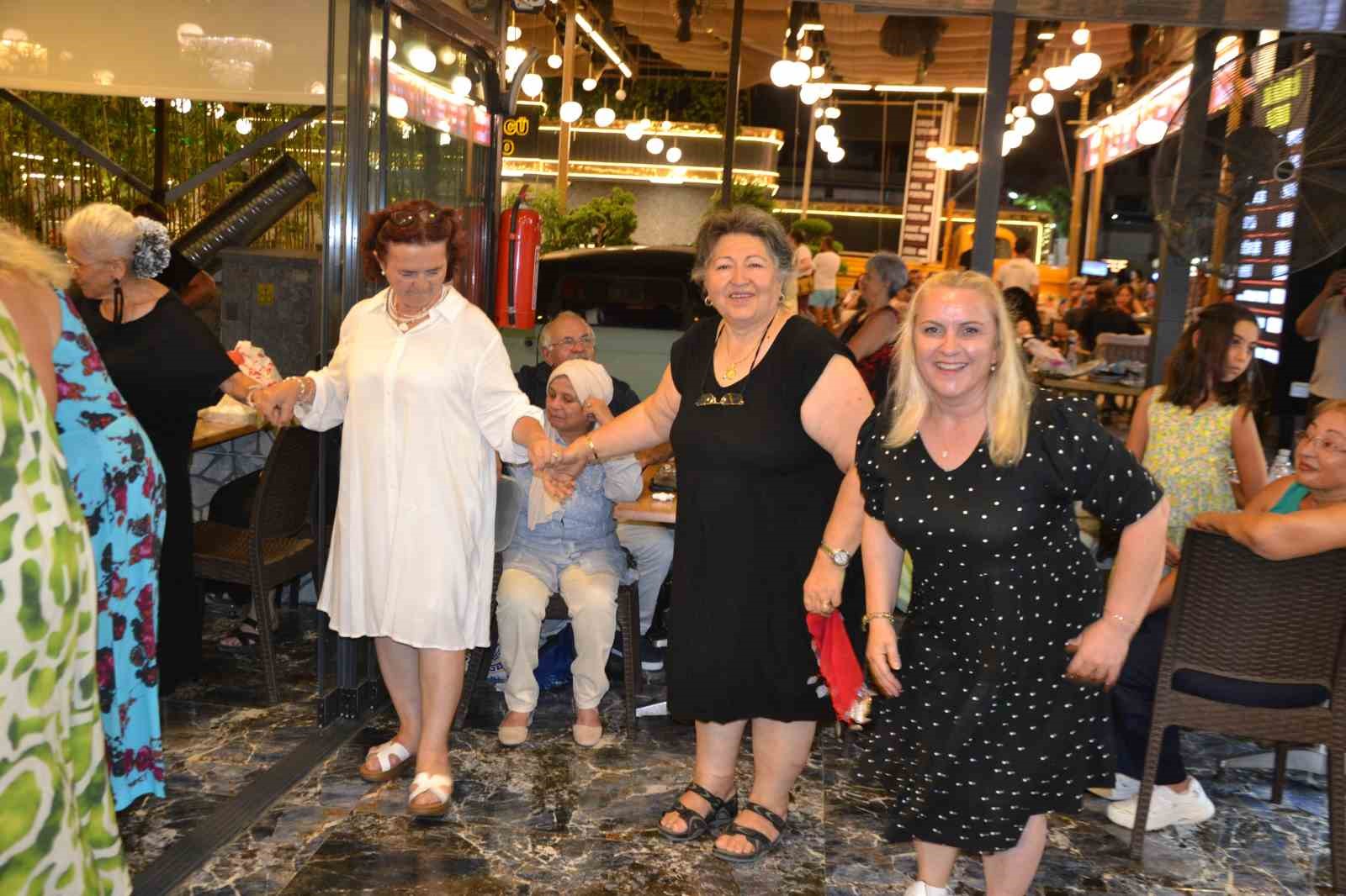 Ayvalık-Küçükköy THM derneğinden yoğun konserler öncesinde moral gecesi