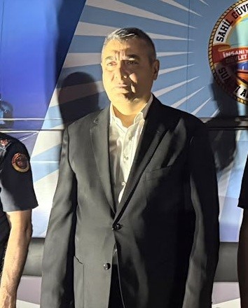 Vali Toros: "Anne, baba ve annenin kız kardeşi hayatını kaybetti"