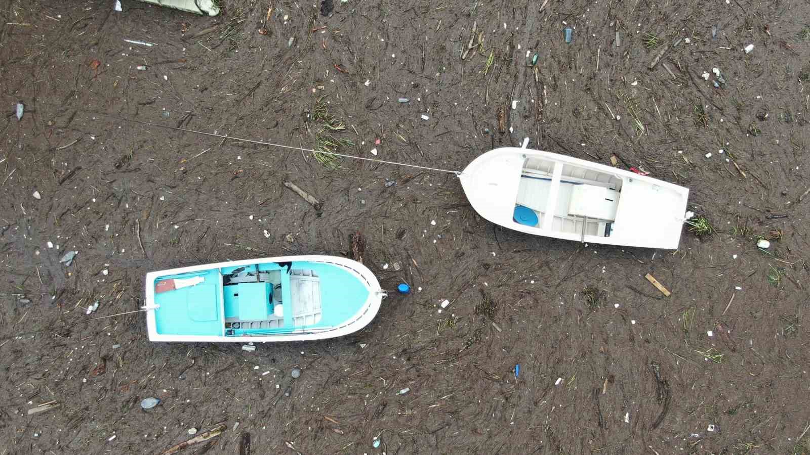 Kastamonu’da sağanak kabusa döndü: 12 kişi tahliye edildi, 6 köy yolu ulaşıma kapandı