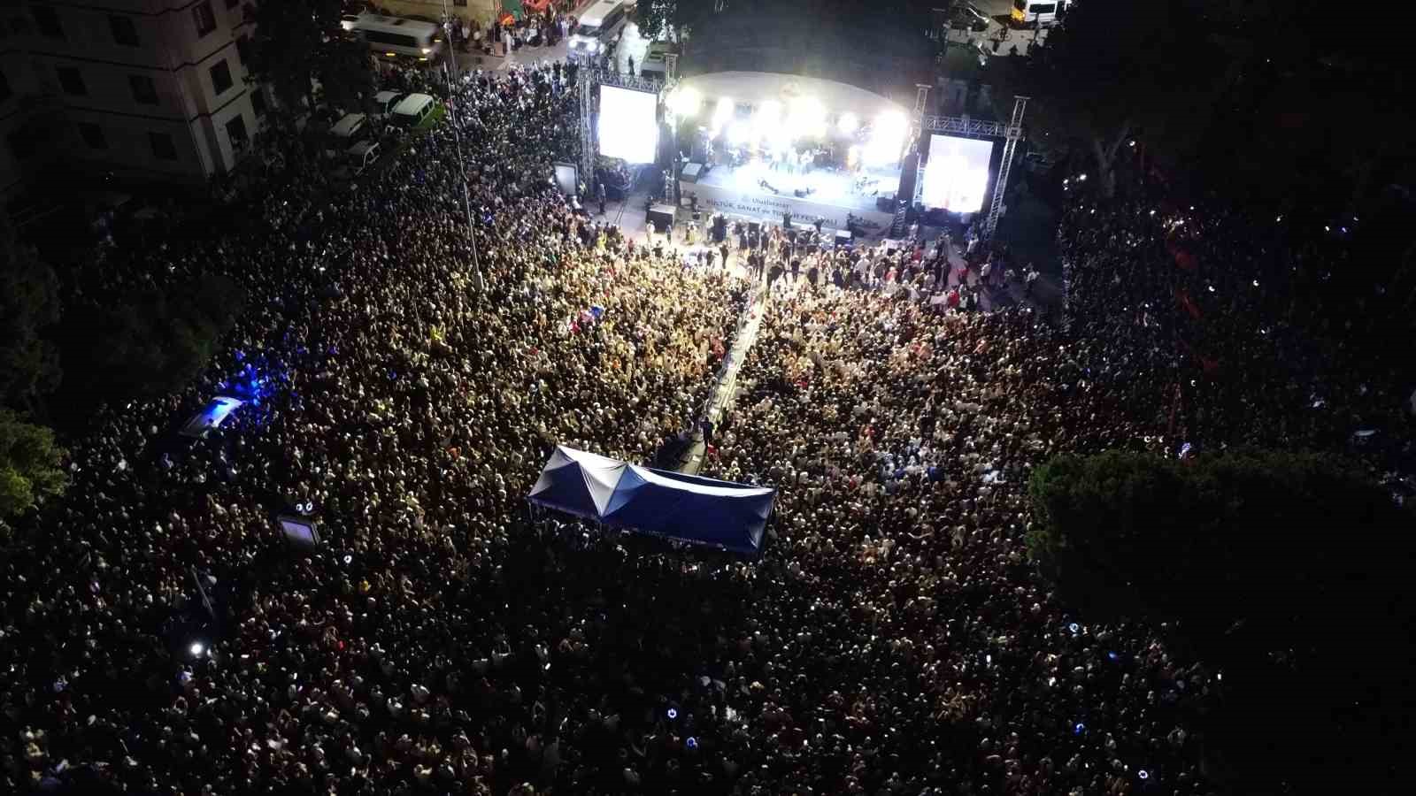 Resul Dindar, Ordu’da sahne aldı