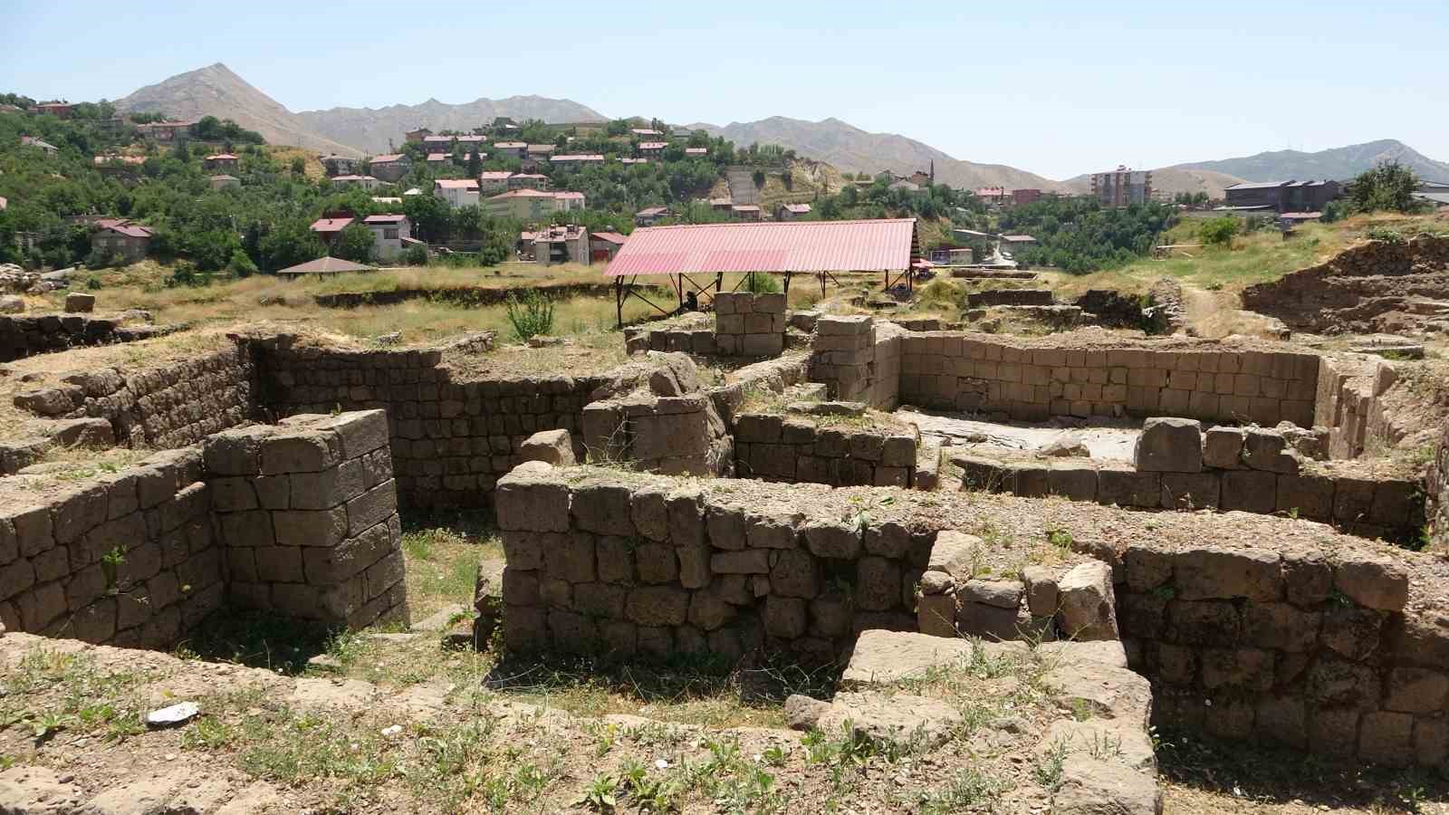 Bitlis Kalesi’nde kazılar büyük ölçüde tamamlandı