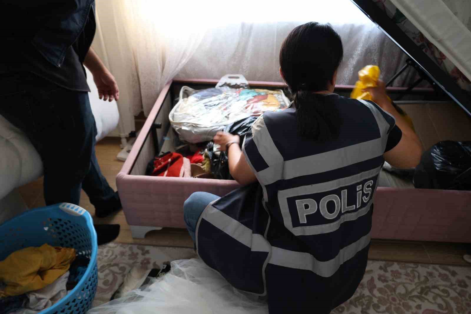 Mersin merkezli yasa dışı bahis operasyonunda 67 gözaltı