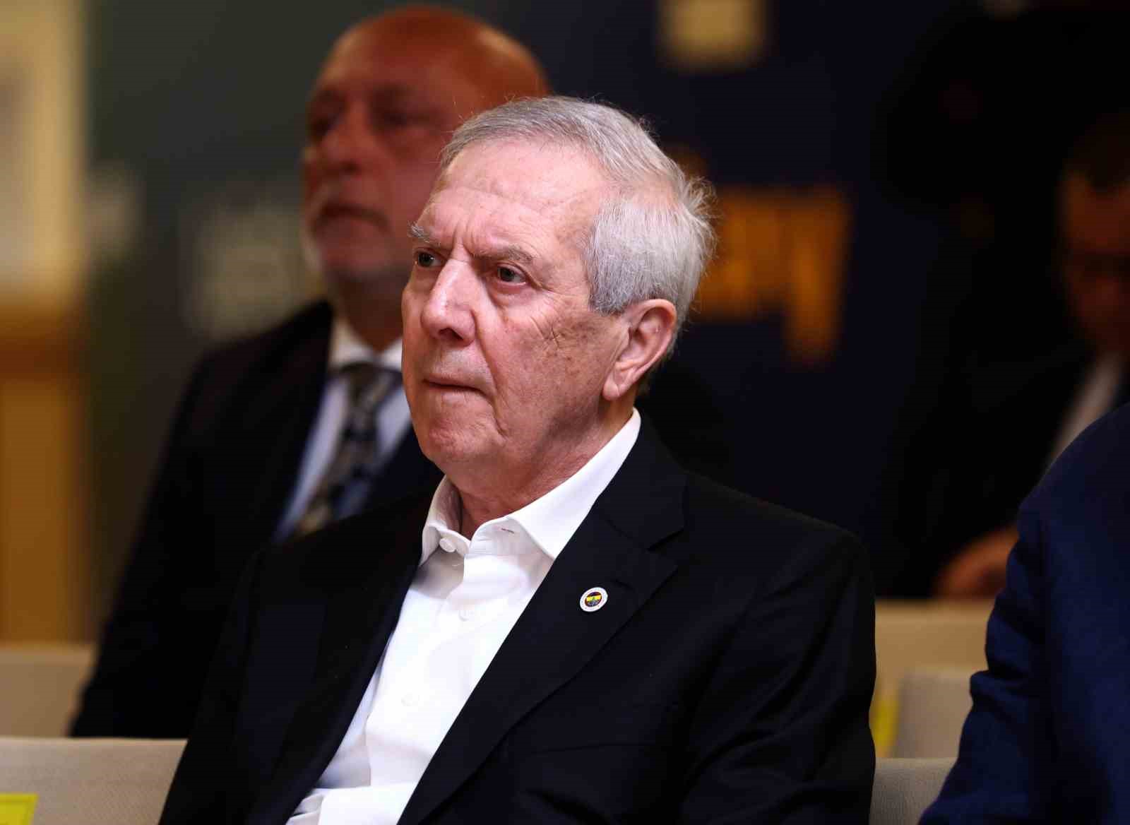Önder Fırat: "Fenerbahçe Kadın Futbol Şubesi’ni 5 kişilik komite yönetecek"