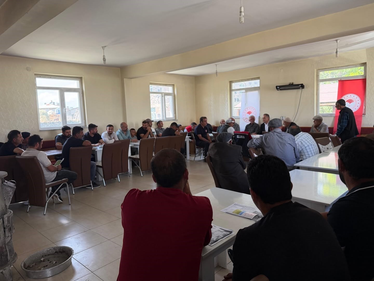 Tarım ve Orman Müdürü Enver Aydın üreticilerle buluştu