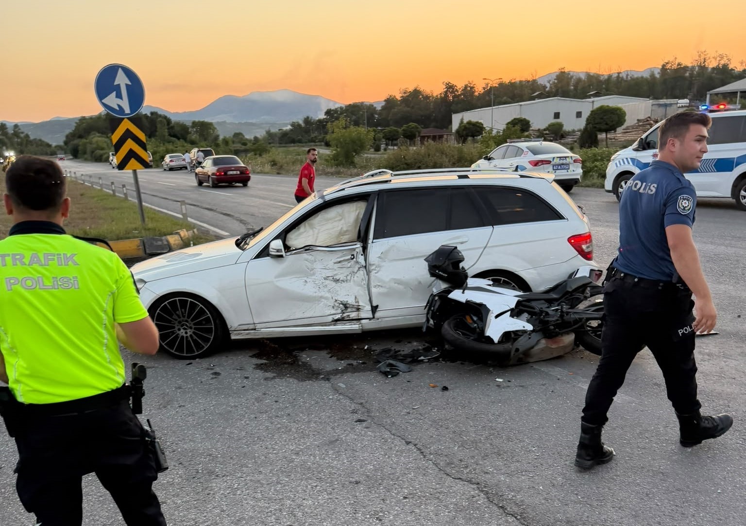 Zonguldak’ta kazada motosiklet sürücüsü hayatını kaybetti