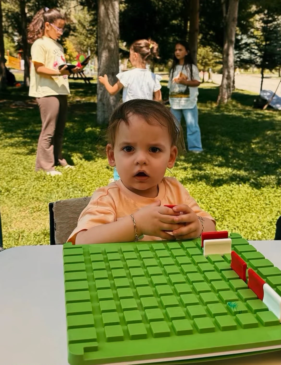 Gezici Kütüphane Yenişehir Parkı’nda çocuklarla buluştu