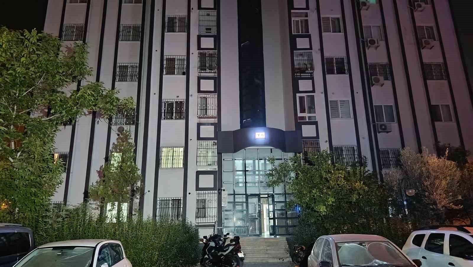 Dehşetin yeni detayları ortaya çıktı: Kapıyı kızının sesiyle açtırdı