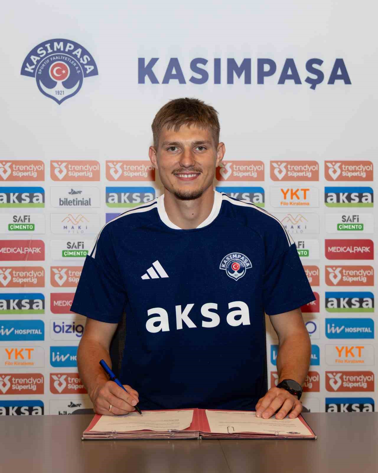 Adrian Benedyczak, yeniden Kasımpaşa’da