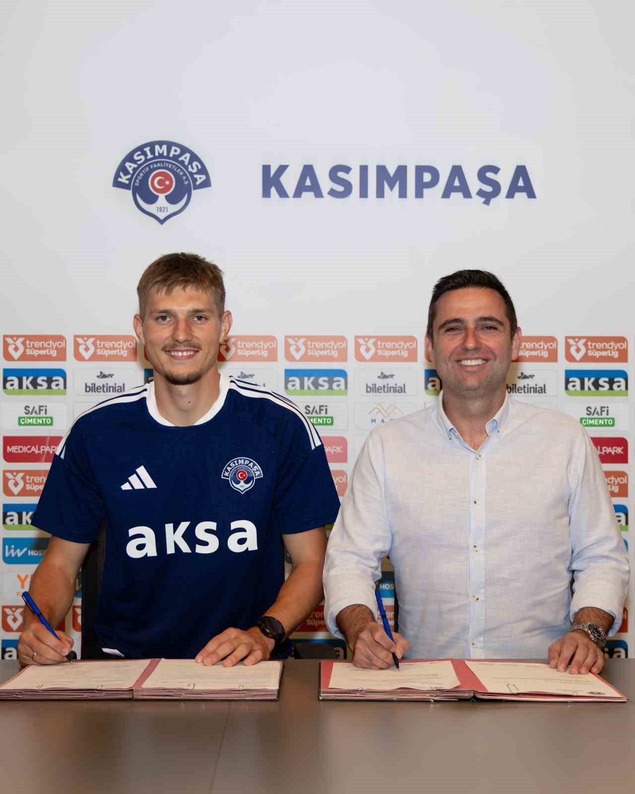 Adrian Benedyczak, yeniden Kasımpaşa’da