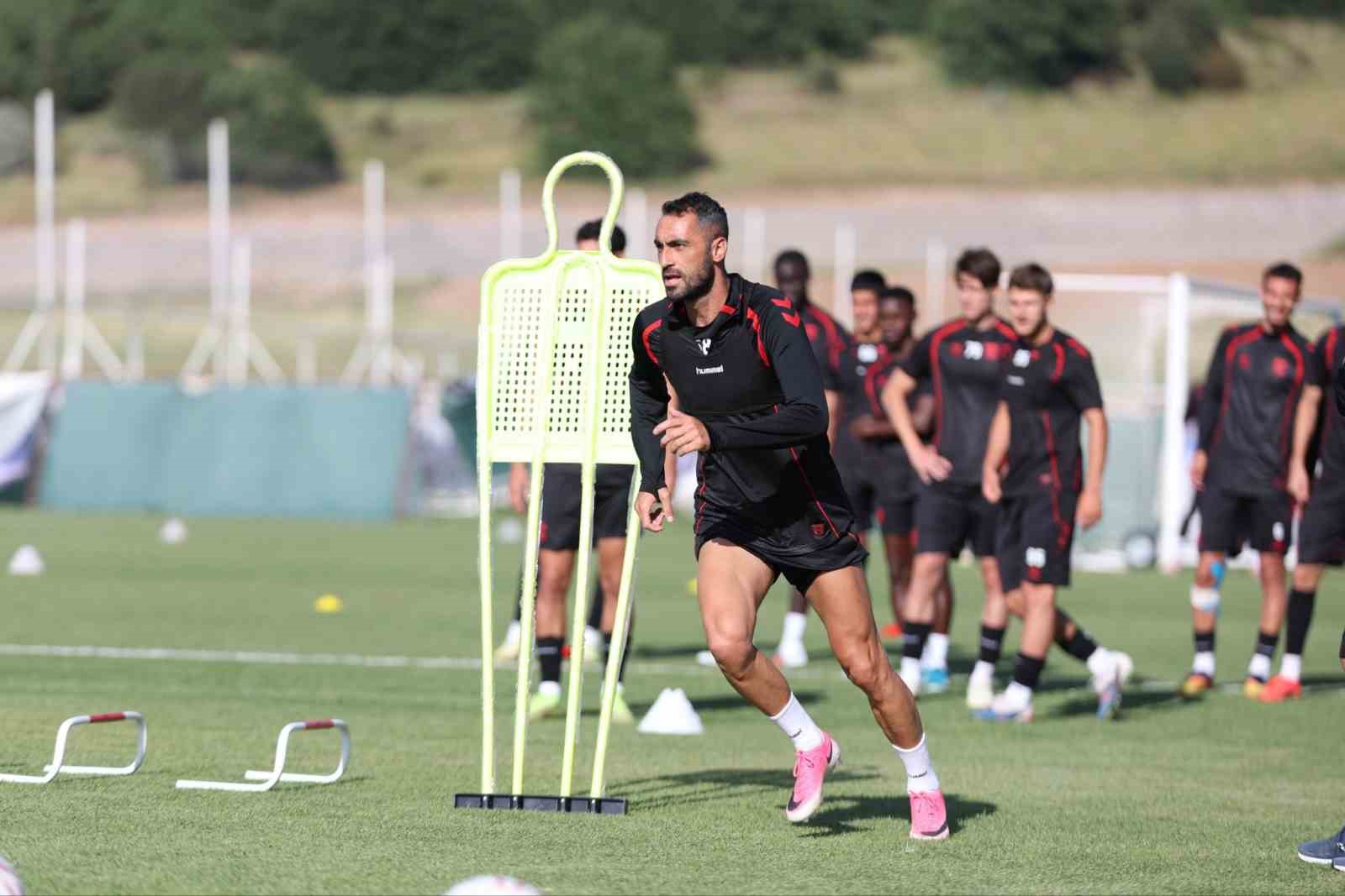 Sivasspor günü tek idmanla tamamladı