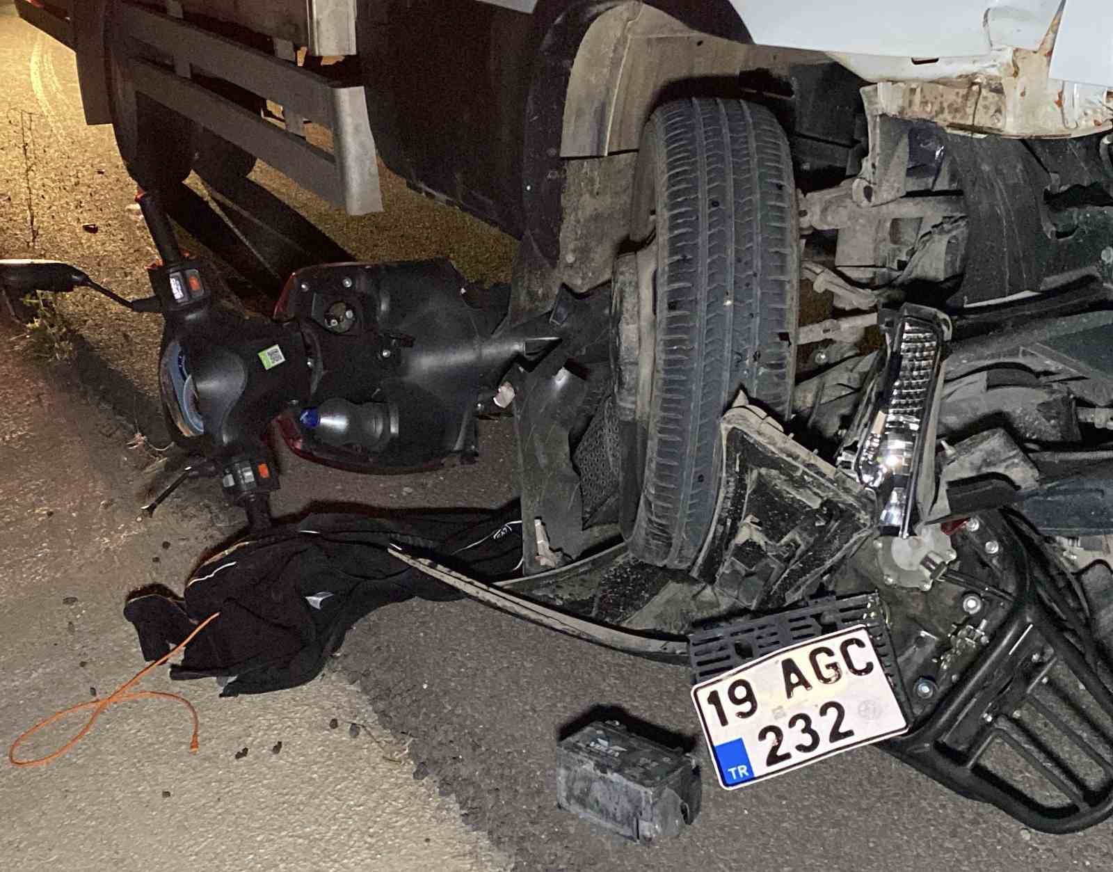 Çorum’da kamyonetle çarpışan motosikletin sürücüsü hayatını kaybetti