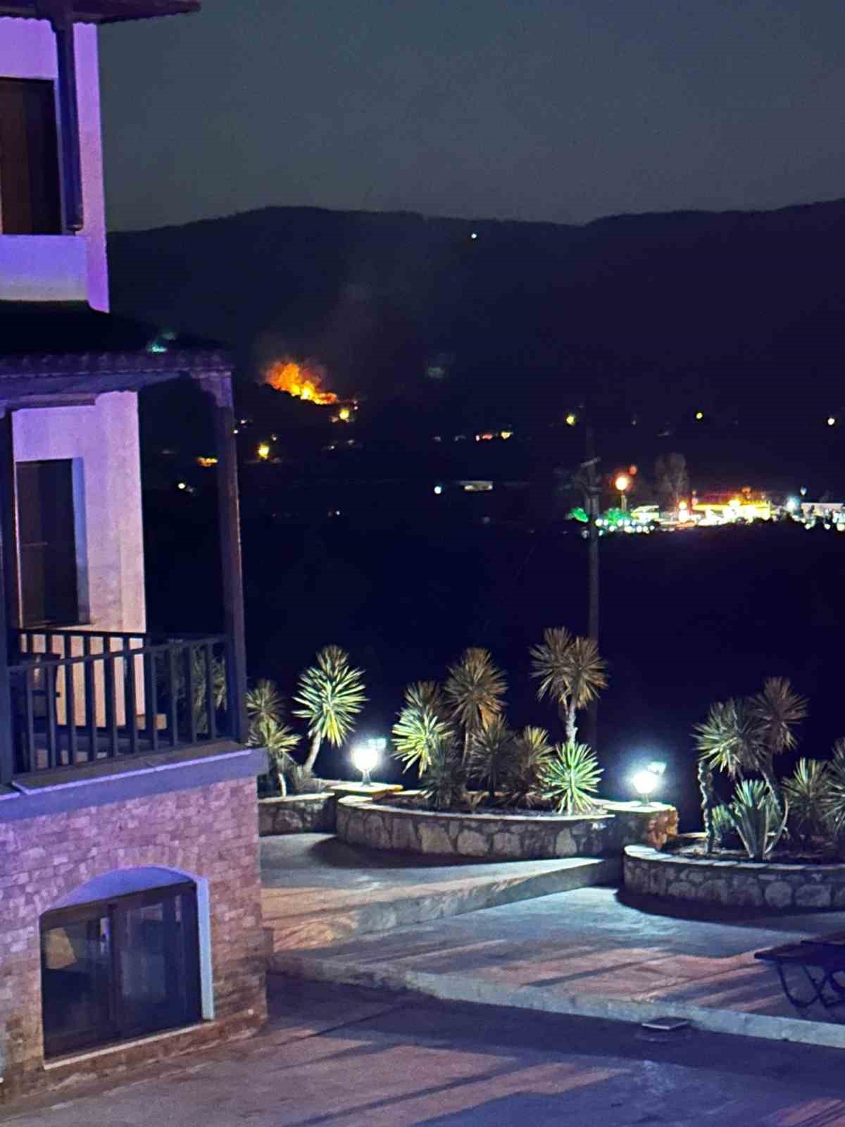 Muğla’da arazi yangını: Çok sayıda ekip sevk edildi