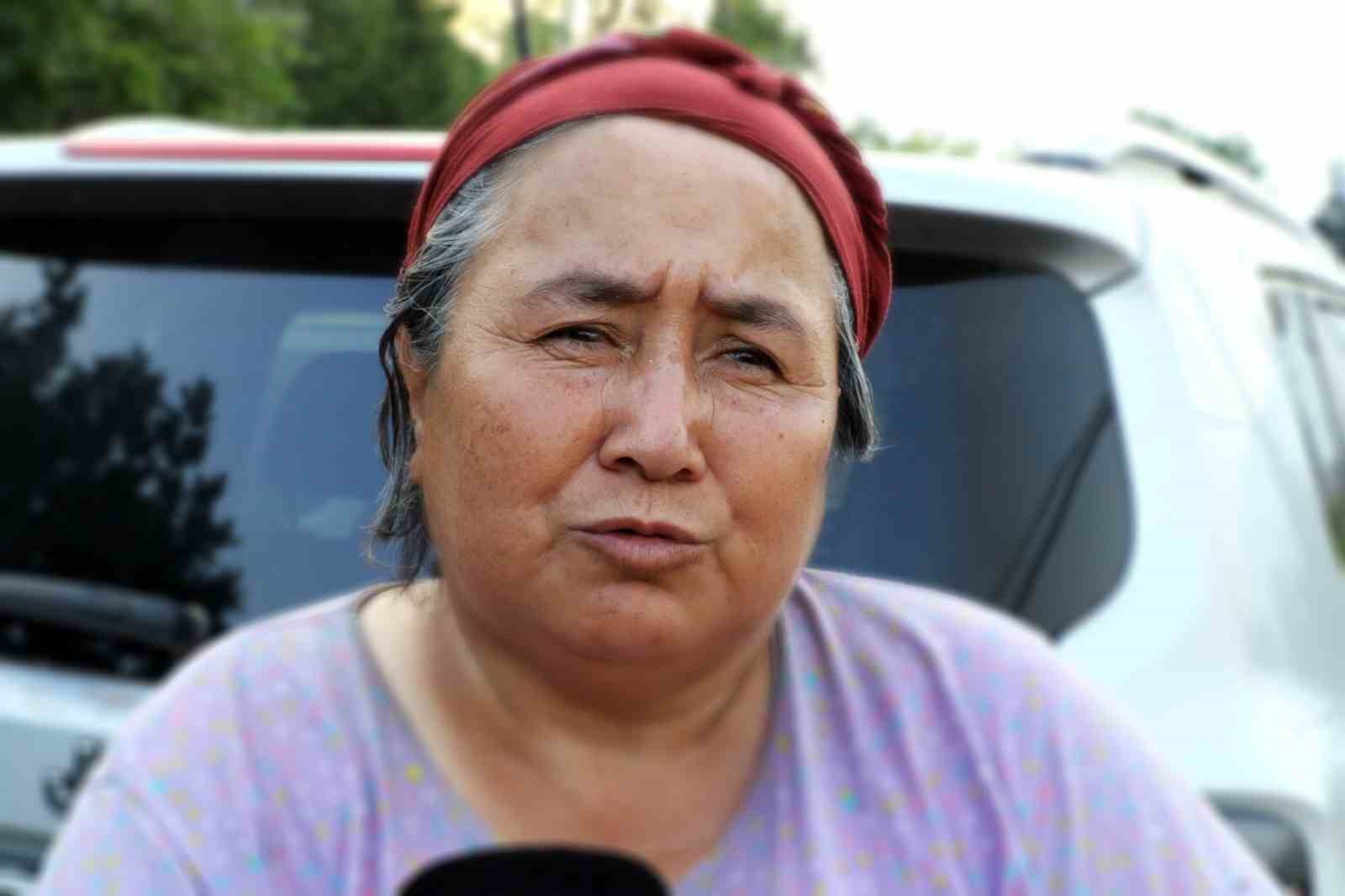 Kumluca’daki orman yangınında 10 ev kullanılamaz hale geldi: Yangına evinde yakalananlar o anları anlattı