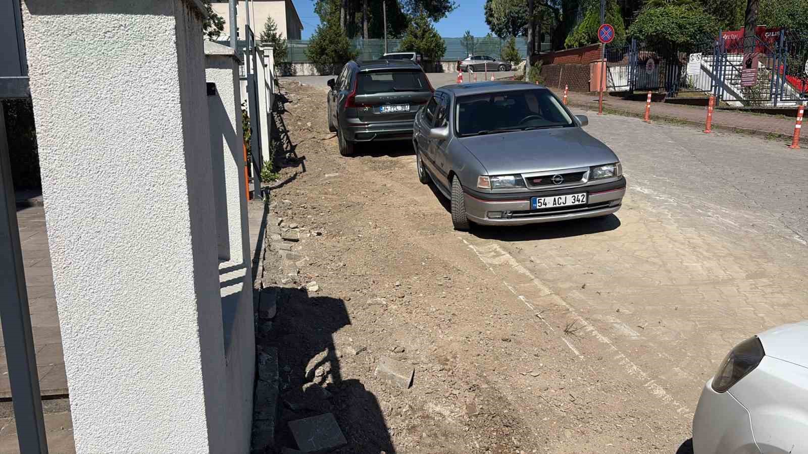 Belediye Başkanının Tapu Müdürlüğünde tartıştıktan sonra gelen kepçeler "planlı çalışma" olarak açıklandı