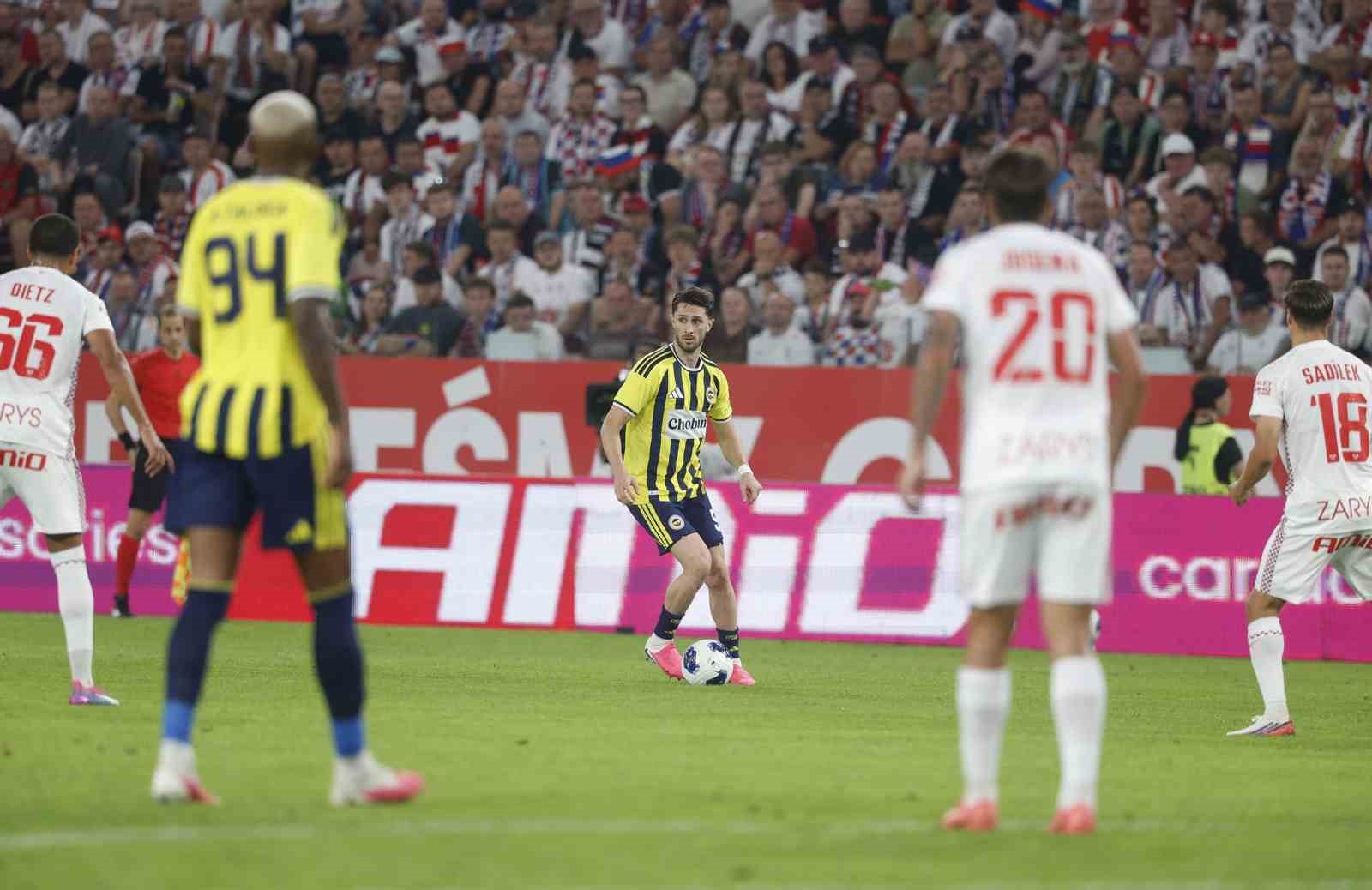 UEFA Şampiyonlar Ligi: Gornik Zabrze: 1 - Fenerbahçe: 1 (Maç sonucu)