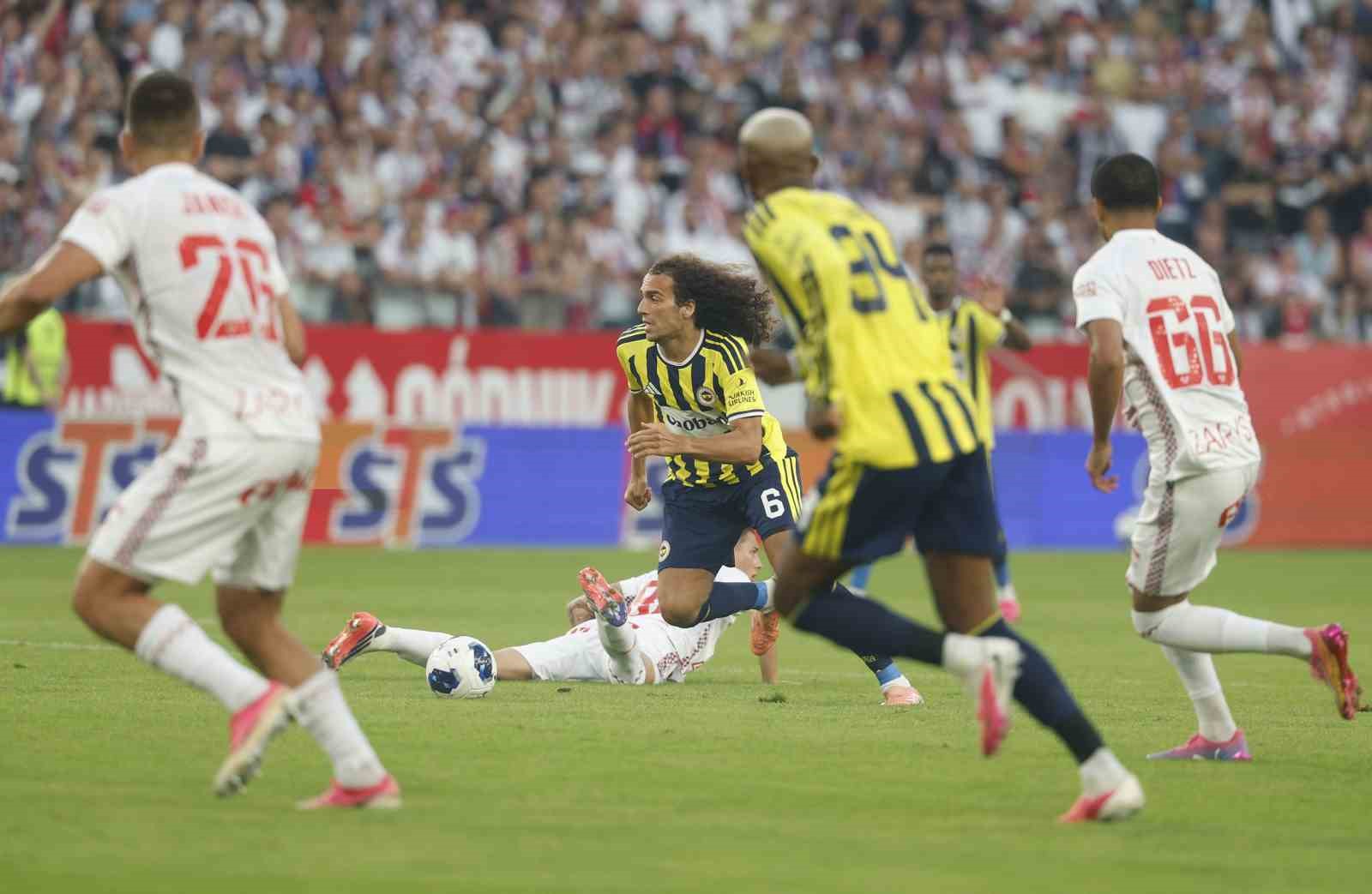UEFA Şampiyonlar Ligi: Gornik Zabrze: 1 - Fenerbahçe: 1 (Maç sonucu)