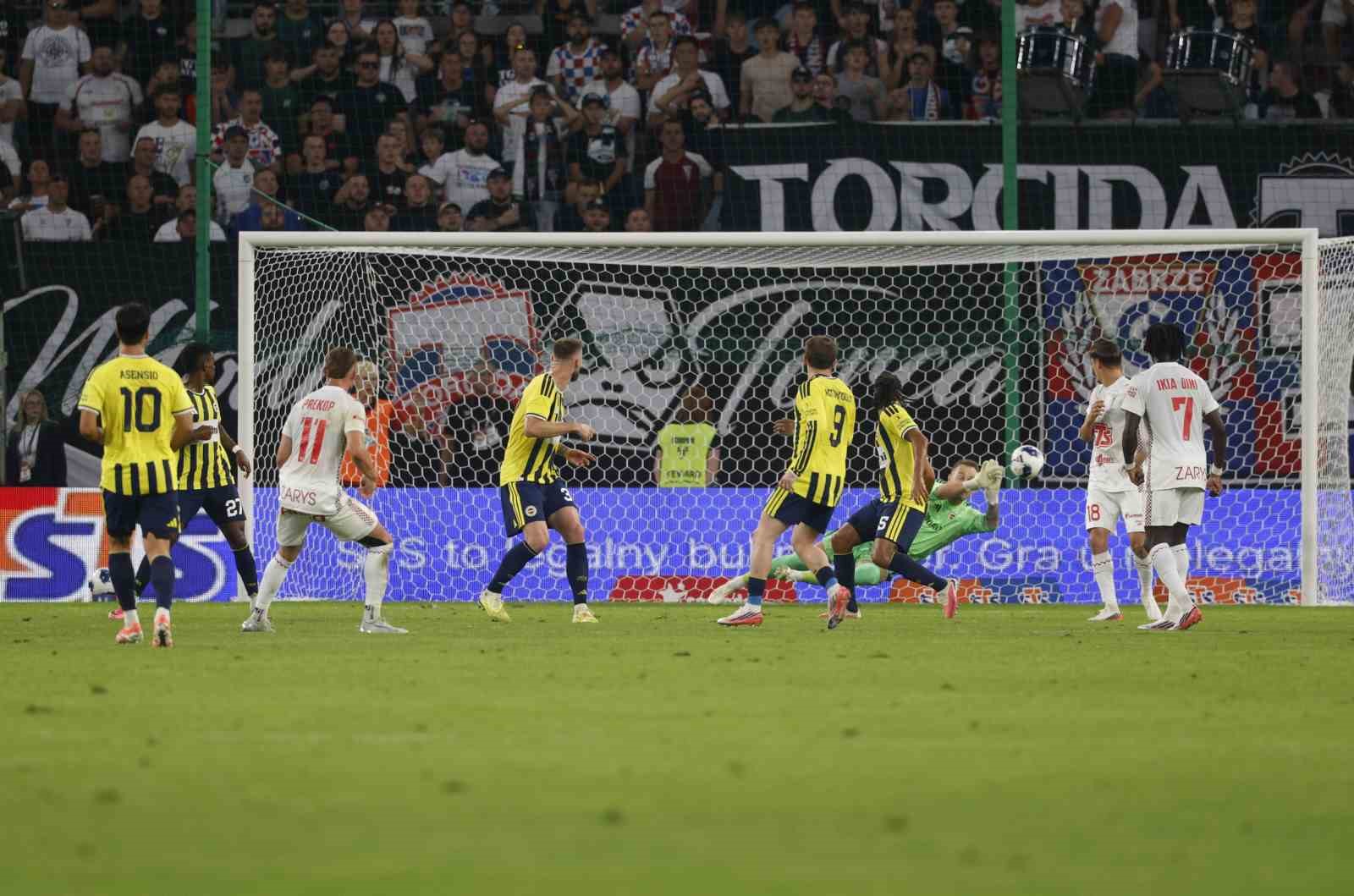 UEFA Şampiyonlar Ligi: Gornik Zabrze: 1 - Fenerbahçe: 1 (Maç sonucu)