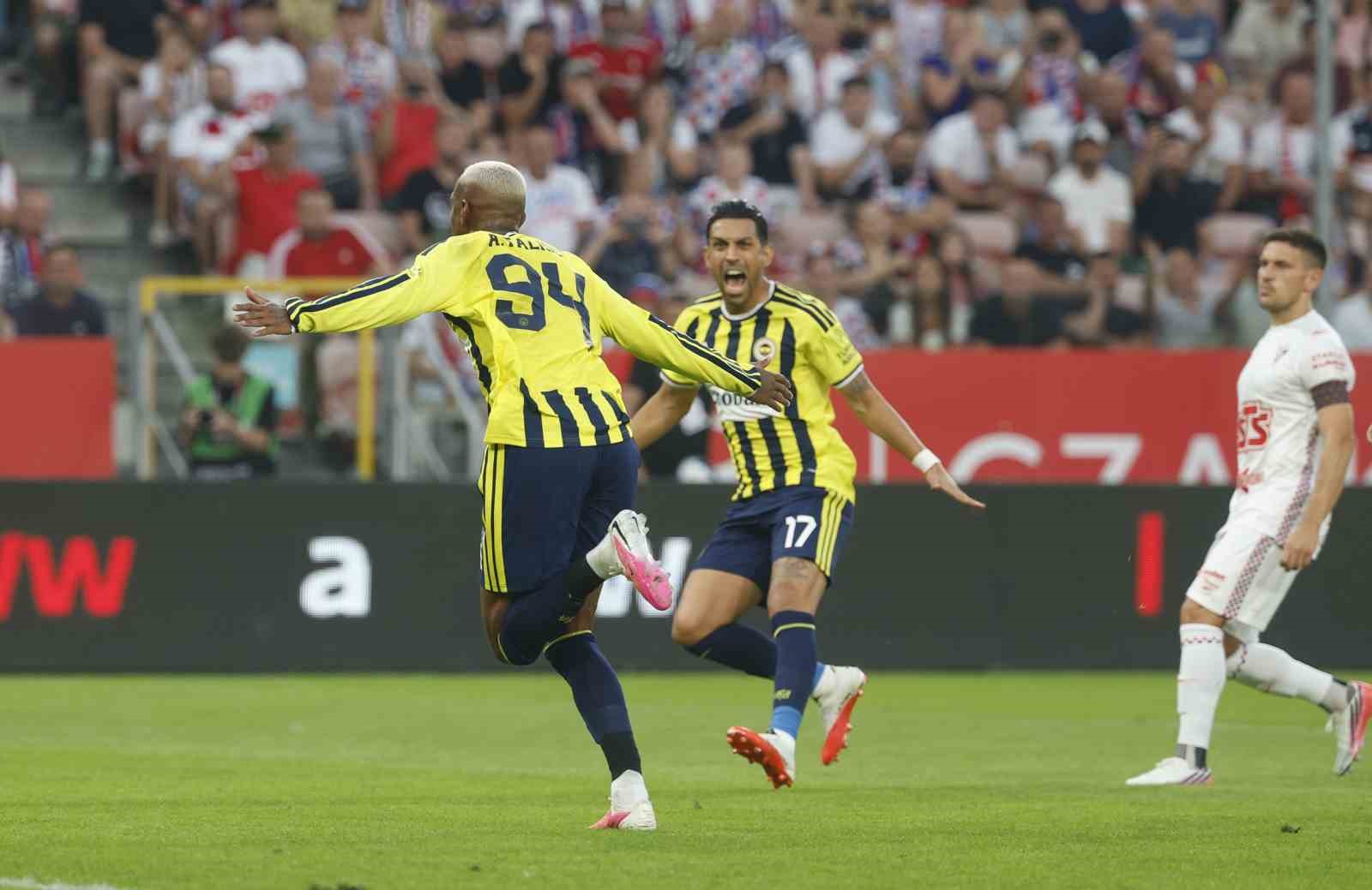 UEFA Şampiyonlar Ligi: Gornik Zabrze: 1 - Fenerbahçe: 1 (Maç sonucu)