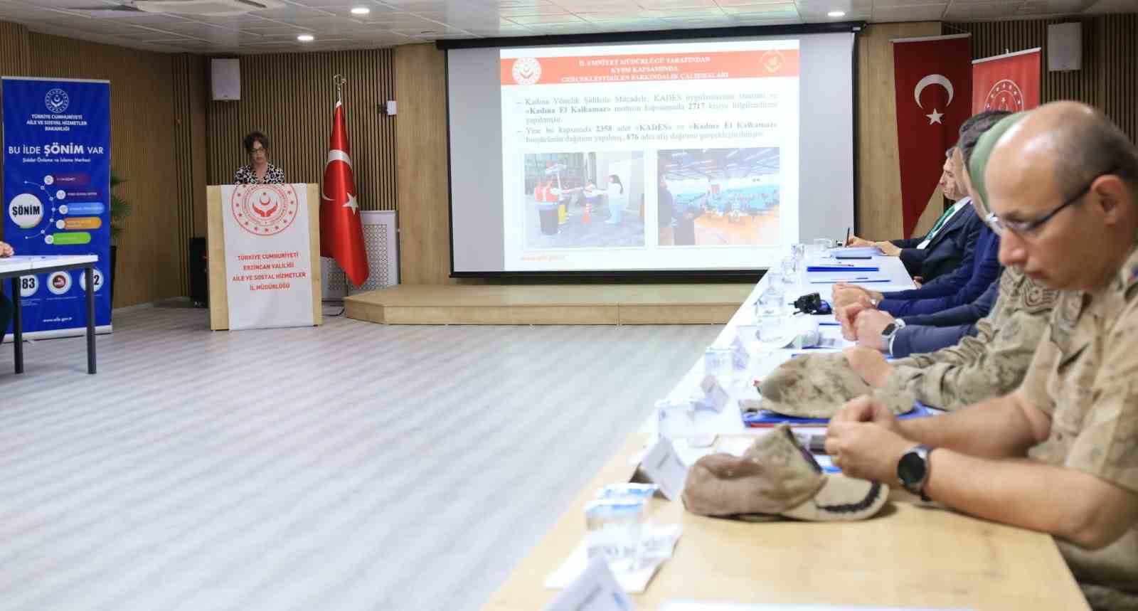 Erzincan’da kadına yönelik şiddetle mücadele toplantısı yapıldı