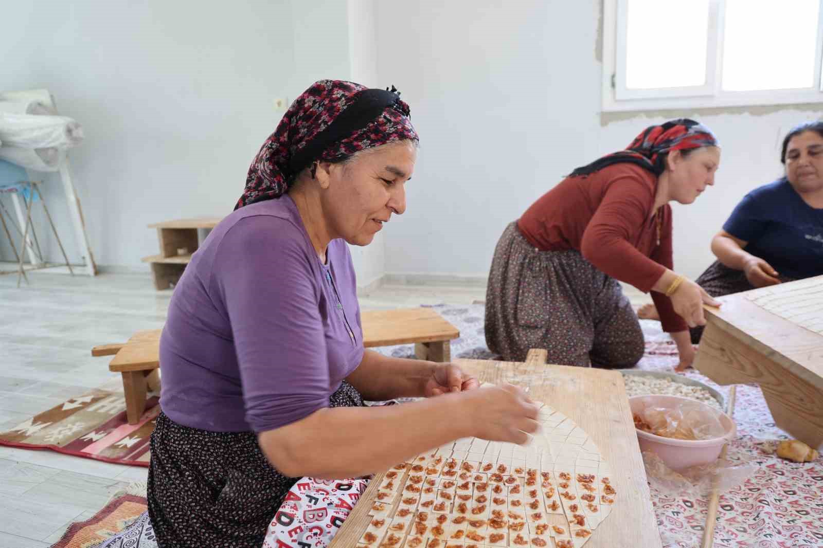 İki afet atlatan köy yeniden ayağa kalktı