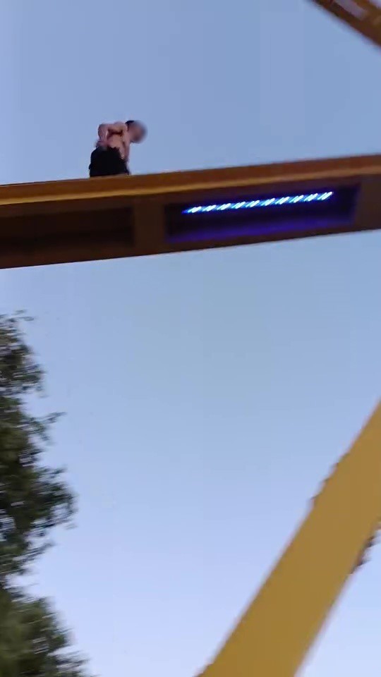 Manavgat’ta 20 metre yükseklikteki köprüden çocukların tehlikeli atlayışı