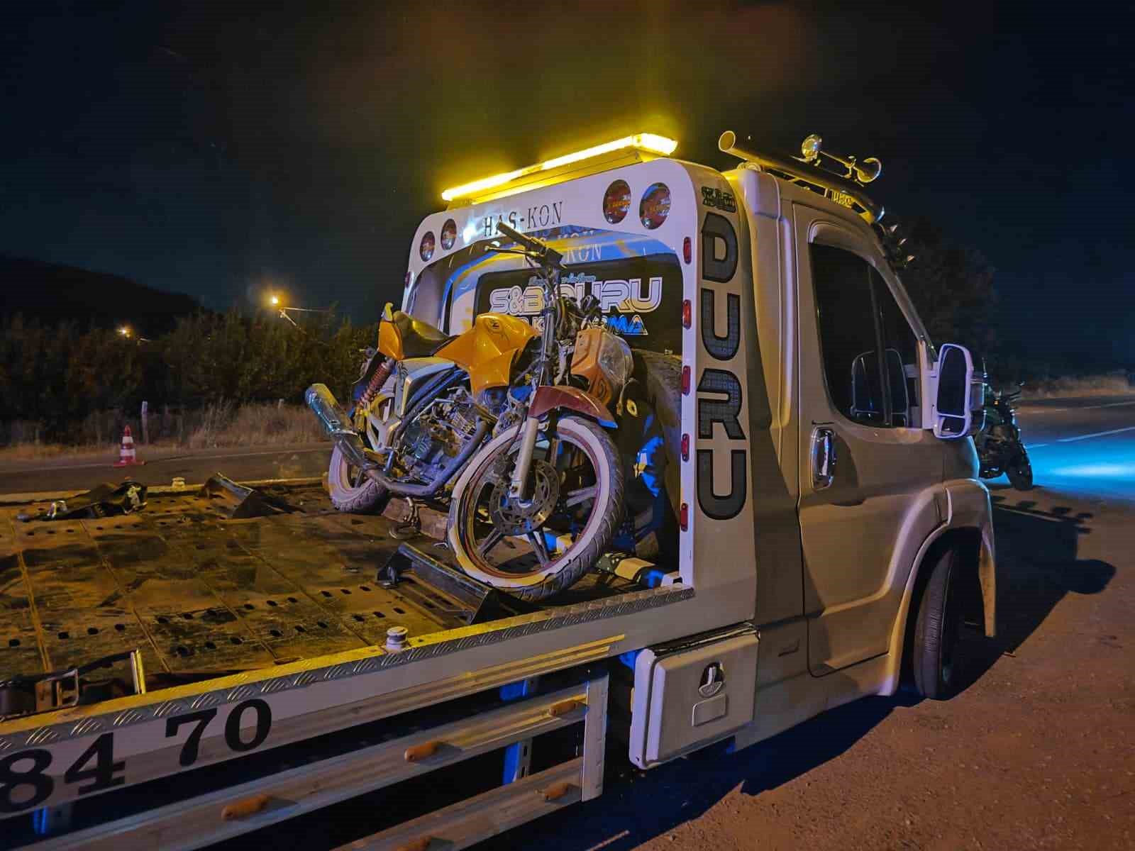 Isparta’da motosiklet ile otomobil çarpıştı: 1 yaralı