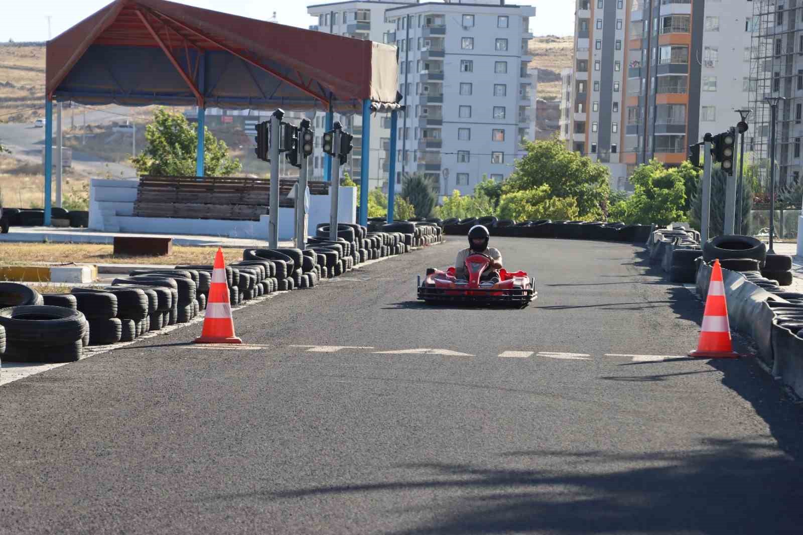Şanlıurfa’da hız tutku ve adrenalin aynı pistte buluşuyor