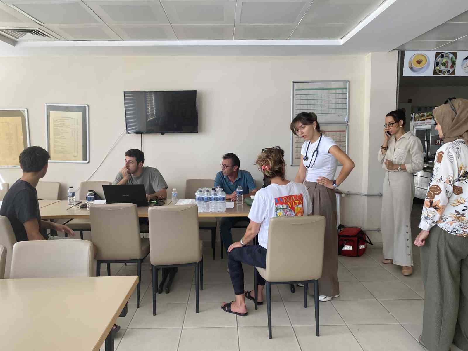 Ayvalık ve Gömeç’te yangından etkilenen köylüler devlet koruması altında