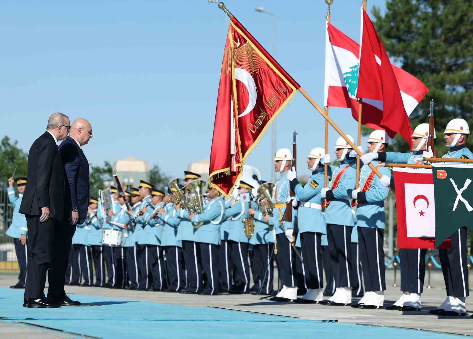 Cumhurbaşkanı Erdoğan, Lübnan Cumhurbaşkanı Avn’i törenle karşıladı
