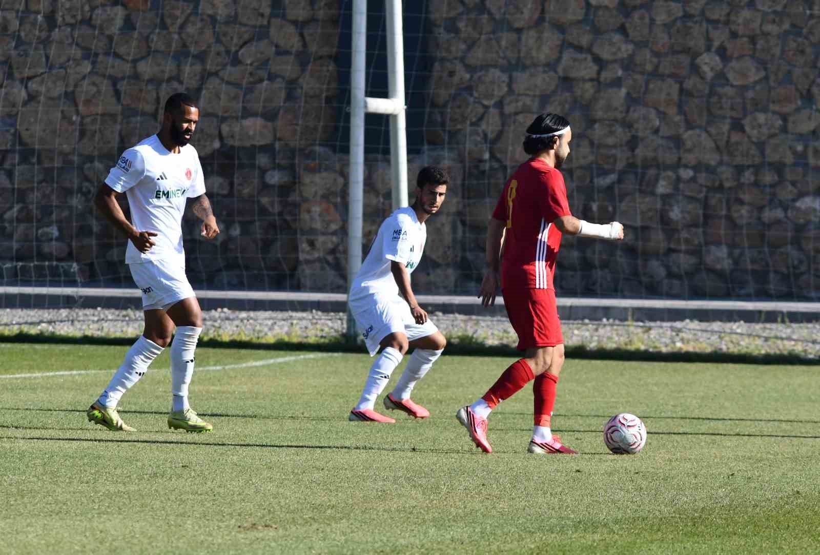 Hazırlık maçı: Kayserispor: 2 - Ümraniyespor: 1