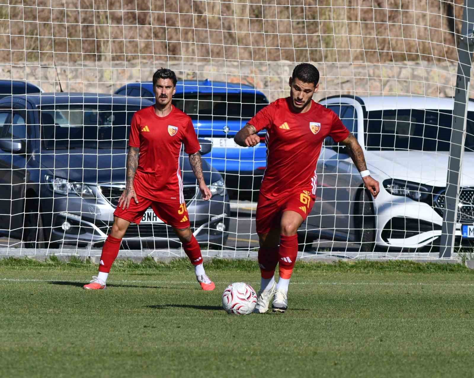 Hazırlık maçı: Kayserispor: 2 - Ümraniyespor: 1