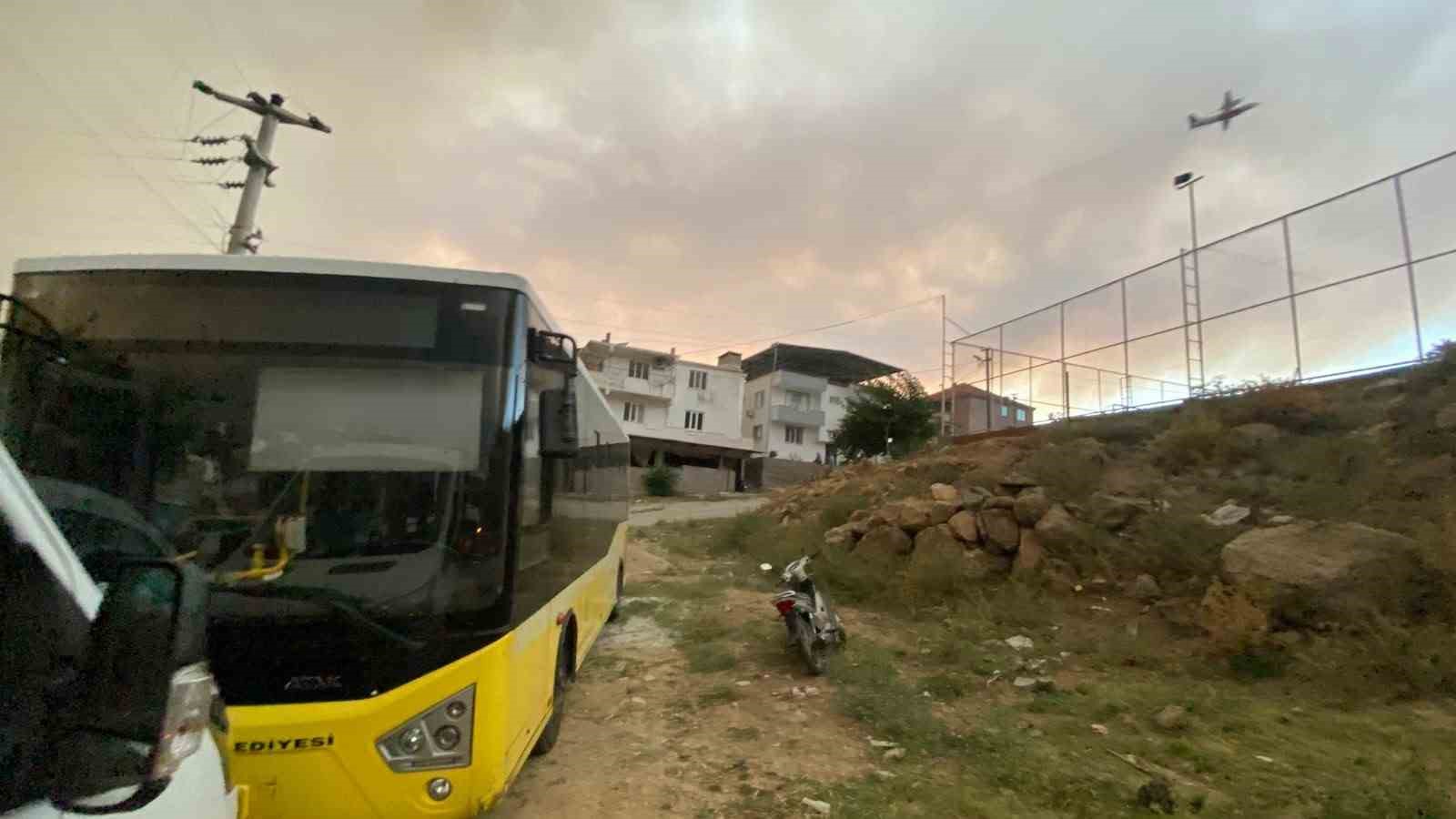 Aydın Büyükşehir otobüsleri tahliye için beklemede