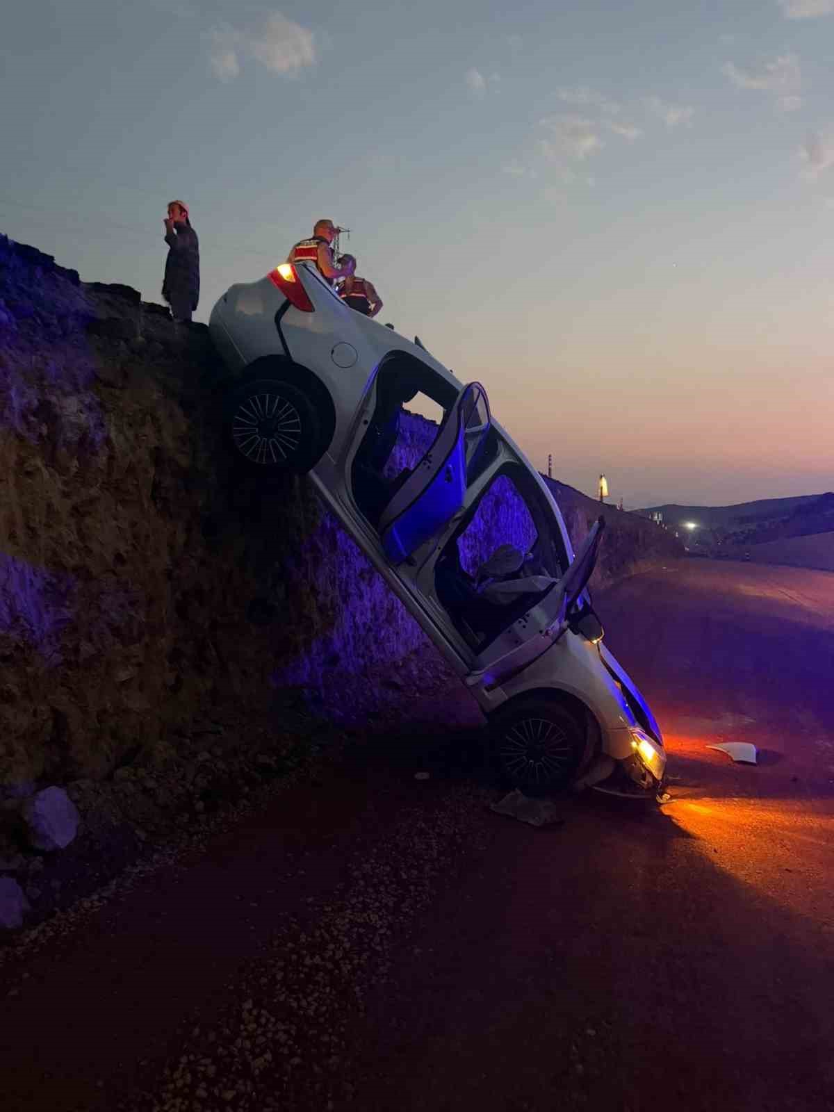 Bingölde trafik kazası: 2 yaralı