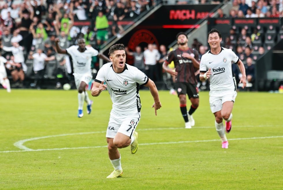 UEFA Avrupa Ligi: Midtjylland: 0 - Beşiktaş: 2 (Maç sonucu)