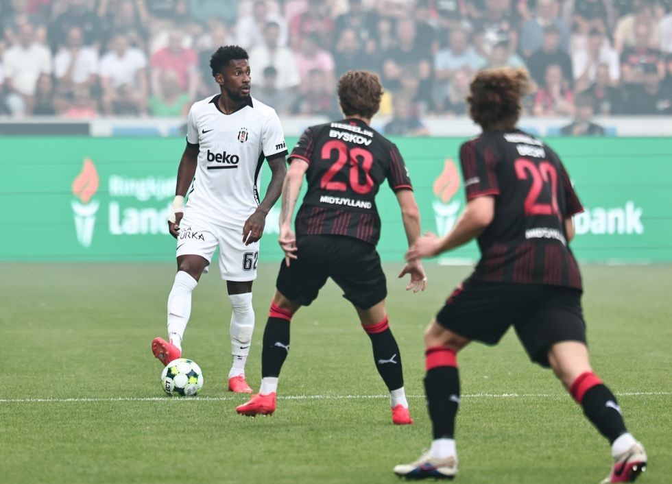 UEFA Avrupa Ligi: Midtjylland: 0 - Beşiktaş: 0 (İlk yarı)