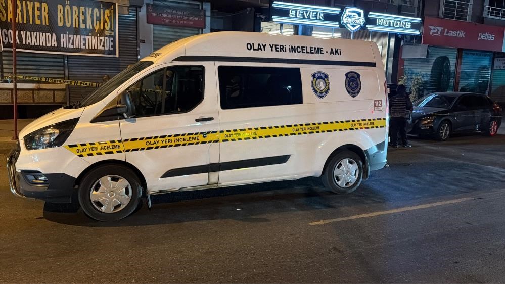 Eyüpsultan’da düzenlenen silahlı saldırıda yaralananlardan bir kişi hayatını kaybetti