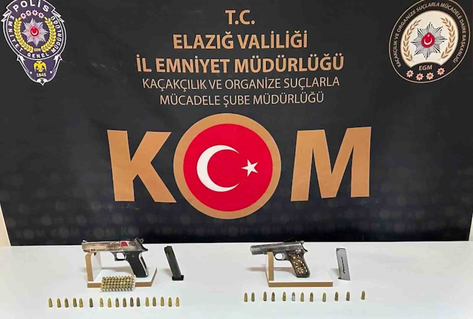 52 ilde sosyal medya üzerinden tetikçi ve suç örgütlerini övücü paylaşımlar yapan 216 şüpheli yakalandı