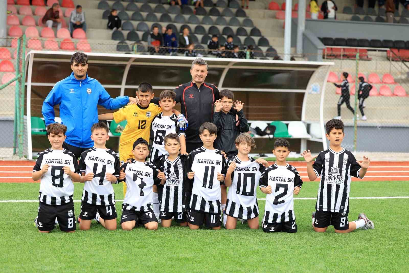 Çorum’da futbol şöleni: 400 sporcunun katıldığı Hitit Cup başladı