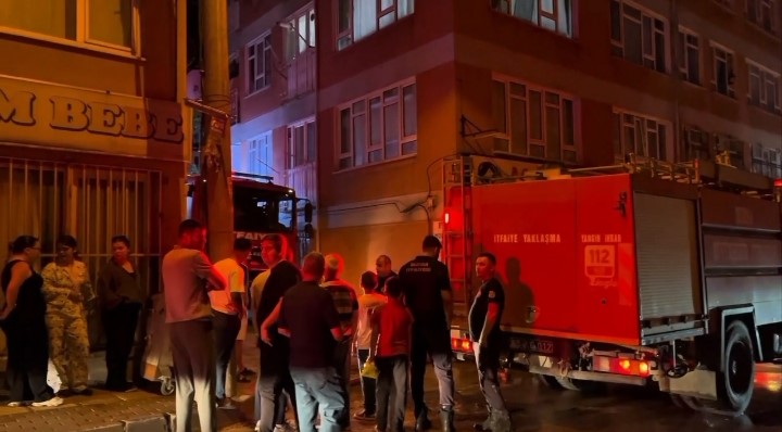 Bursa’da ev yangını: Oğlunun ölüm haberini alan babanın feryadı yürek dağladı